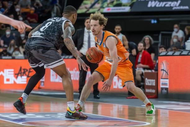 伦敦城雌狮 伦敦城雌狮